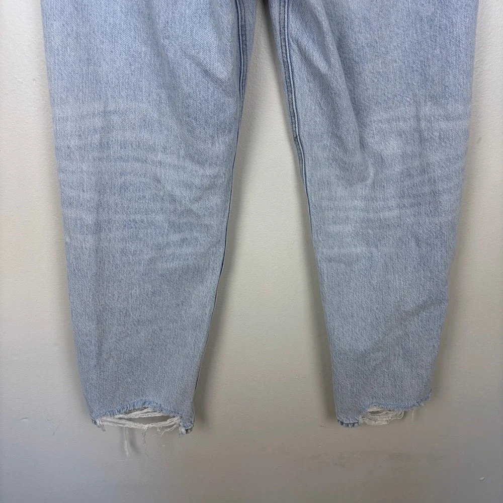 American Eagle Highest Rise 90s Boyfriend Jeans Light Wash Distressed Size 8